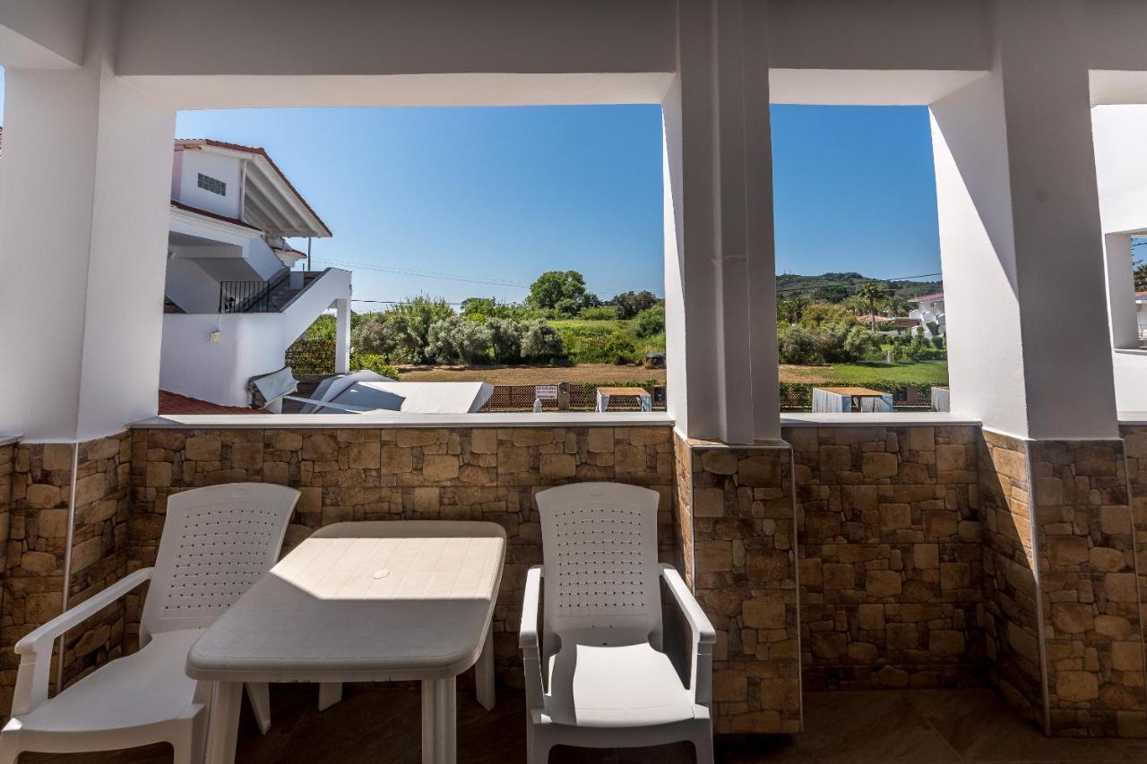 Chandris Kavos